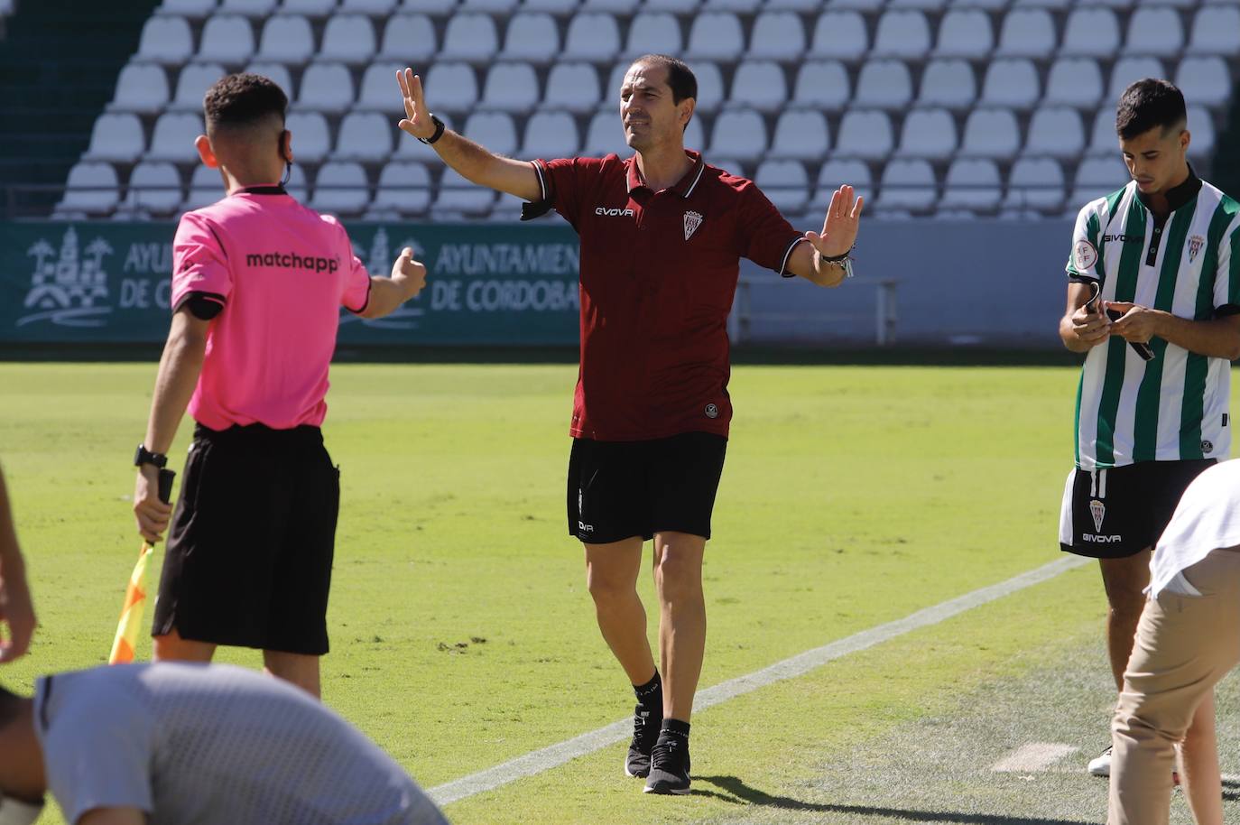 Las mejores imágenes del derbi Córdoba B - Ciudad de Lucena