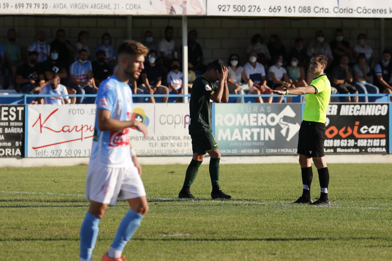 El CD Coria - Córdoba CF, en imágenes