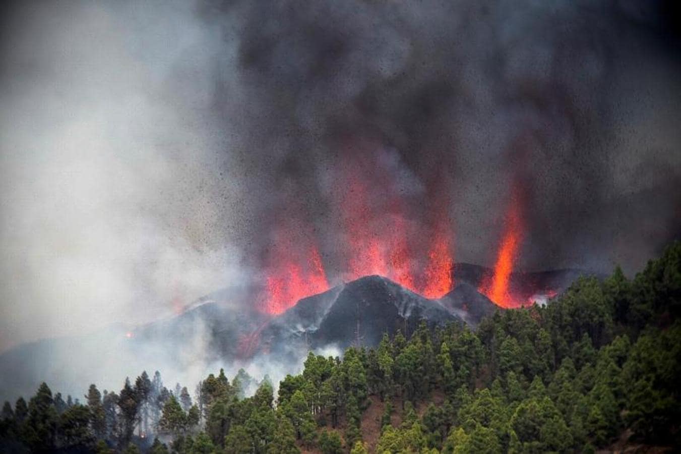 En imágenes: la erupción del volcán en La Palma