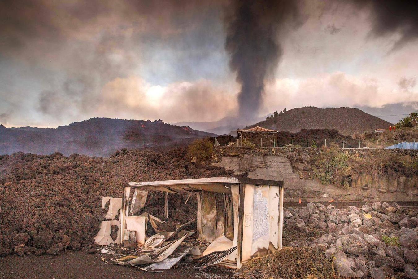 El día después de la erupción del volcán, en imágenes