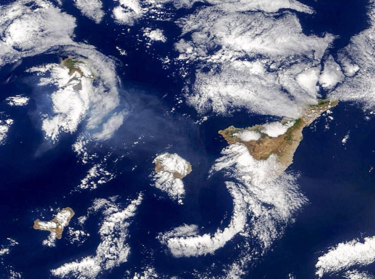 El día después de la erupción del volcán, en imágenes