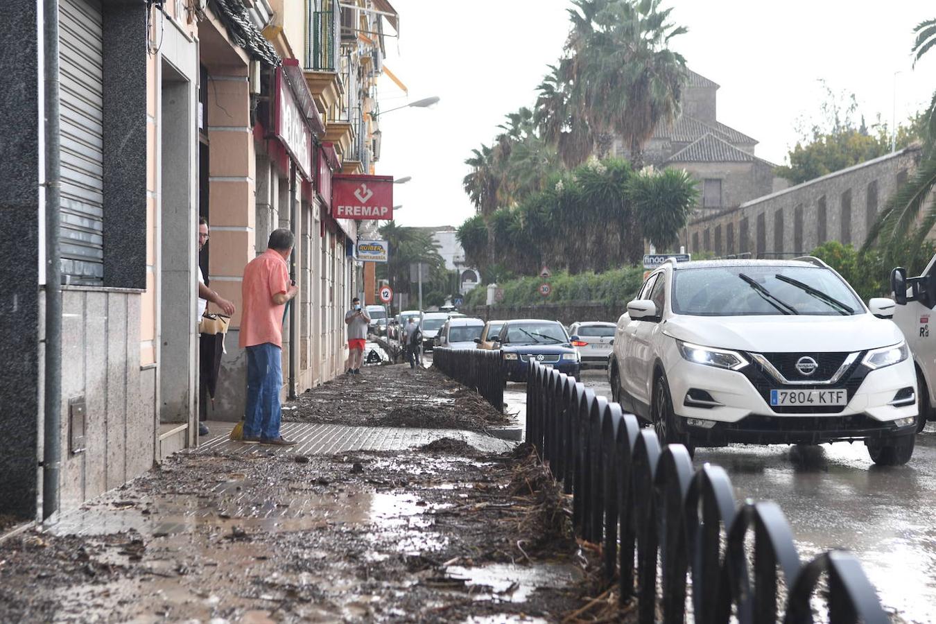 Inundaciones en Córdoba | La tromba de agua en Lucena y sus consecuencias, en imágenes