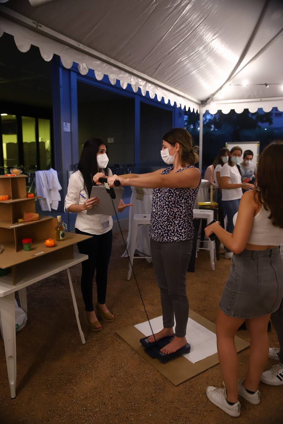 El acto del Imibic de Córdoba en la Noche de los Investigadores, en imágenes