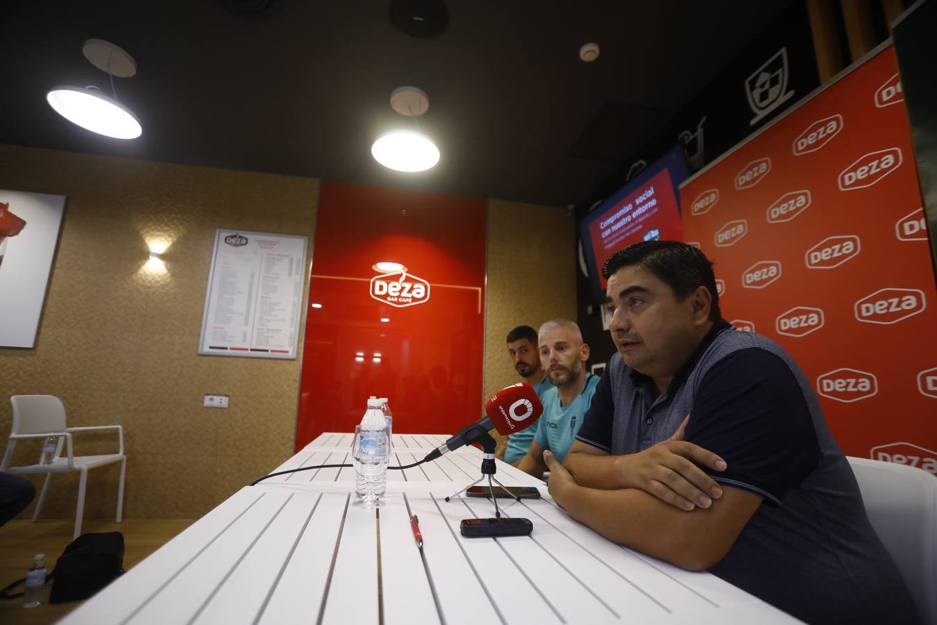 Las mejores imágenes de la presentación de Miguelín, fichaje estrella del Córdoba Patrimonio de fútbol sala