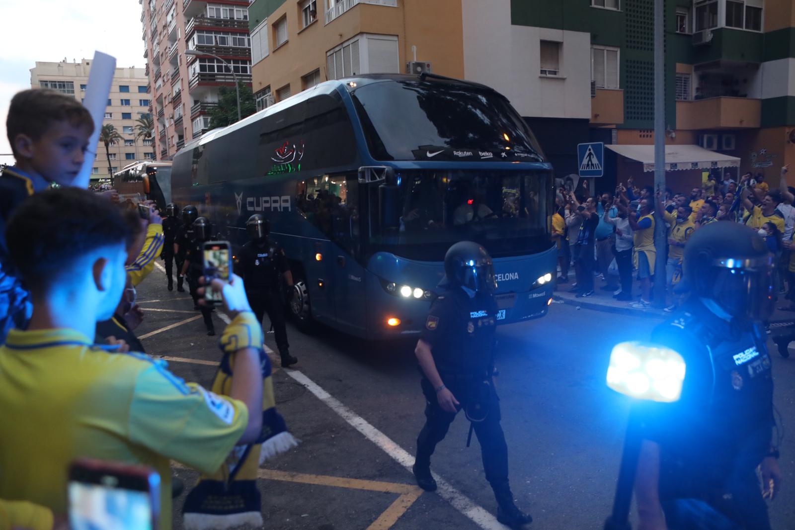 En imágenes: Así ha sido la llegada del FC Barcelona al Nuevo Mirandilla