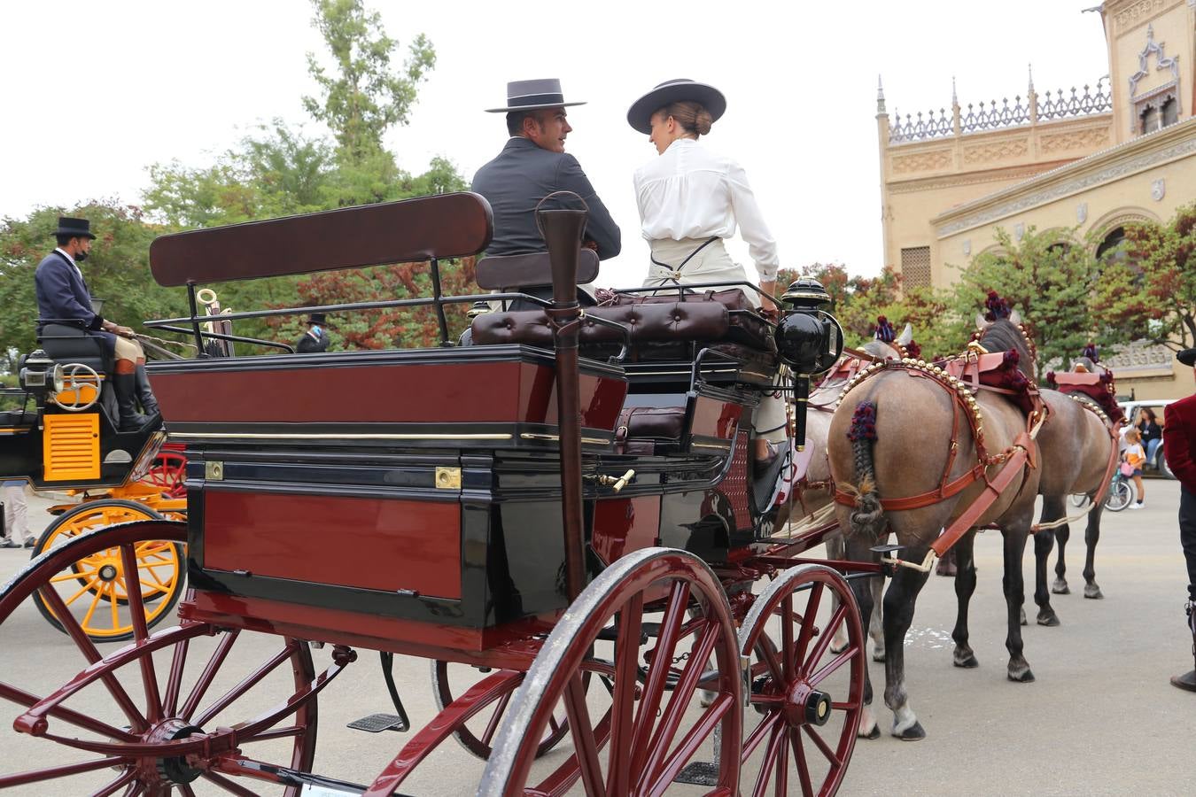 Paseo de carruajes por el Parque de María Luisa