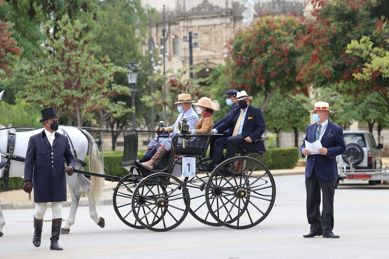 Paseo de carruajes por el Parque de María Luisa