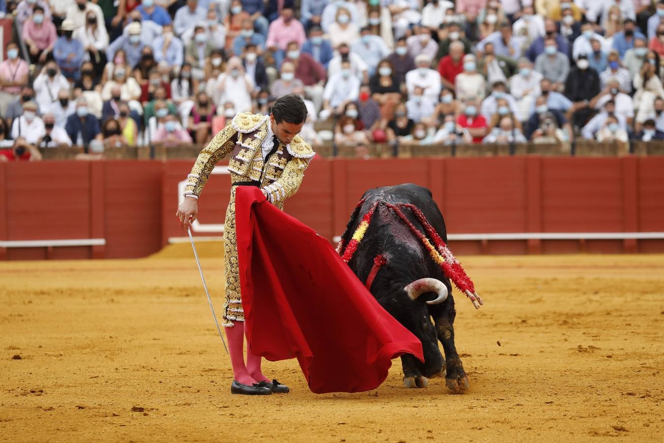 En imágenes, mano a mano de Morante de la Puebla y Juan Ortega en la Maestranza