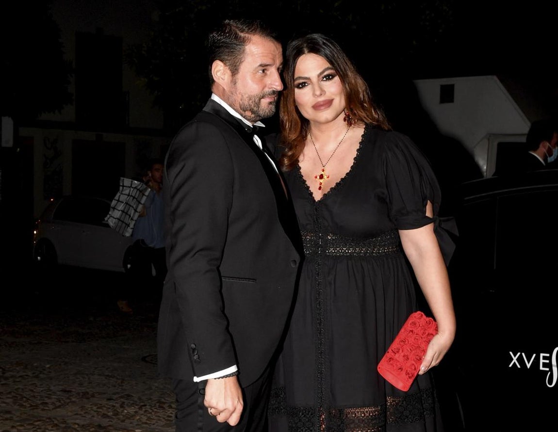 Marisa Jara y su pareja. 