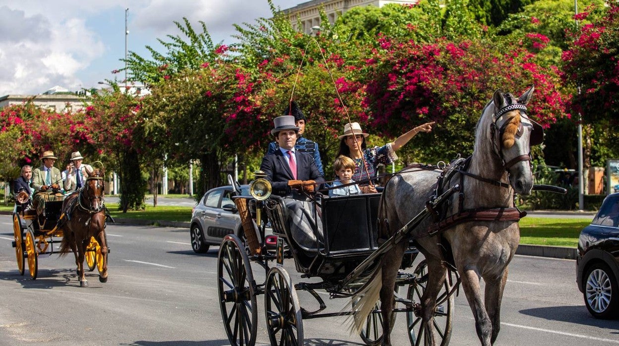 Las imágenes de un nuevo paseo de carruajes por Sevilla