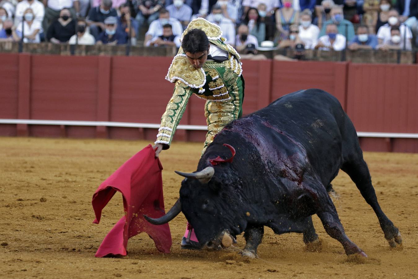 En imágenes, la séptima corrida de la Feria de San Miguel de Sevilla