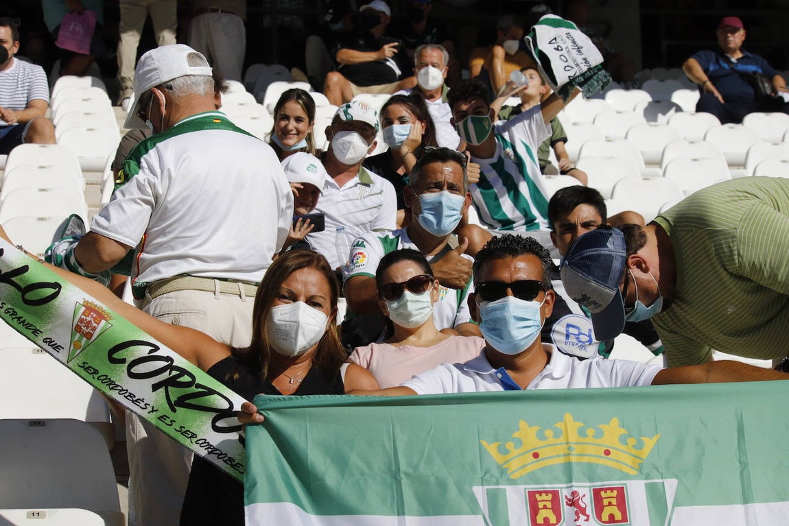 La alegría del Arcángel en la cuarta victoria del Córdoba CF ante el Don Benito