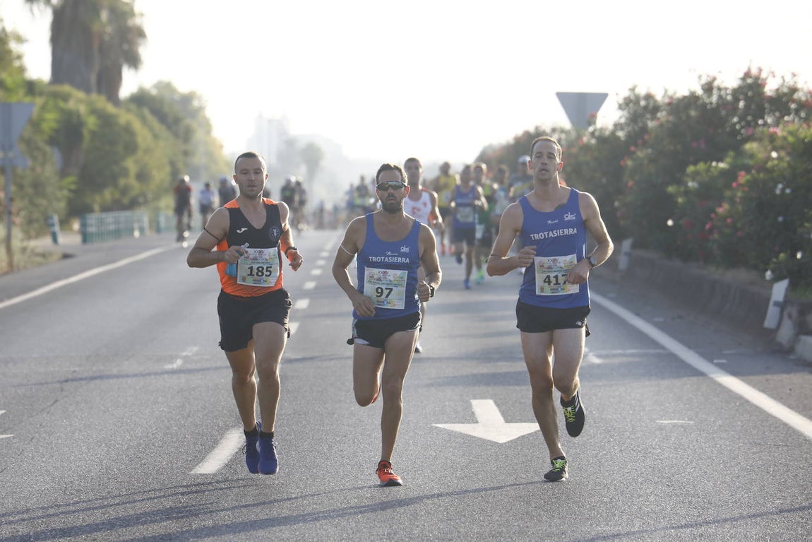 La media maratón Córdoba-Almodóvar, en imágenes