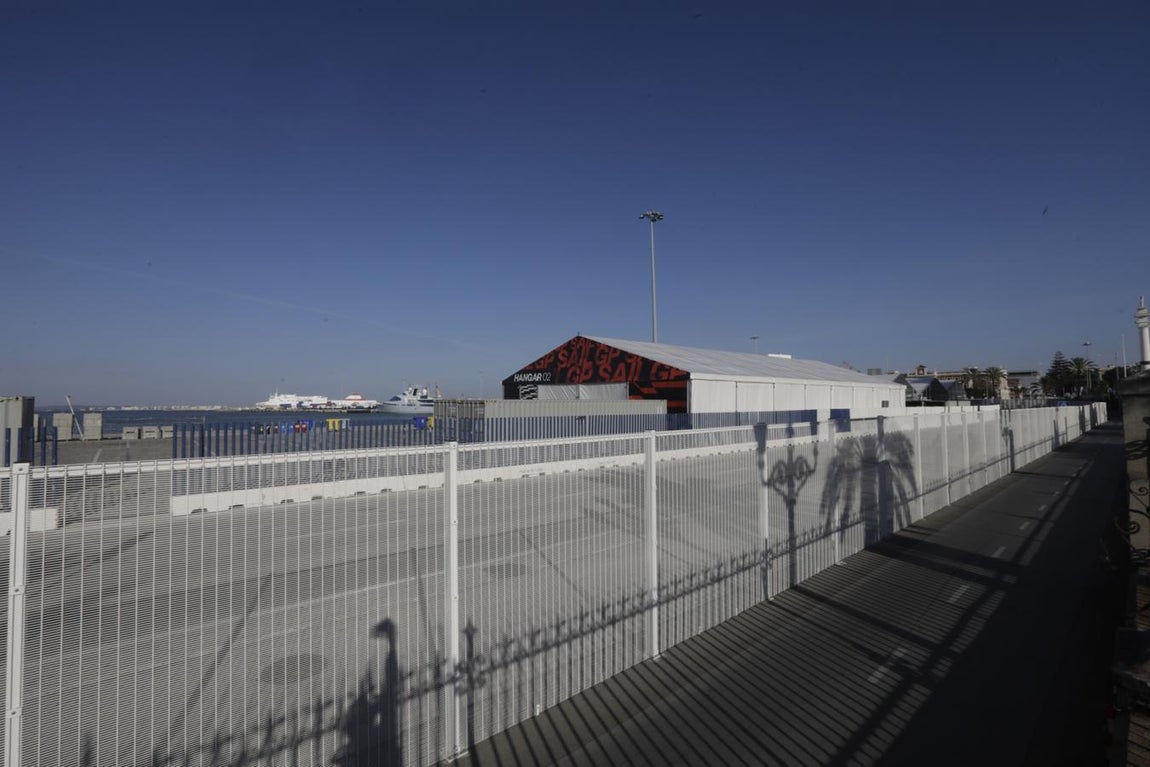 FOTOS: El SailGP se instala en Cádiz