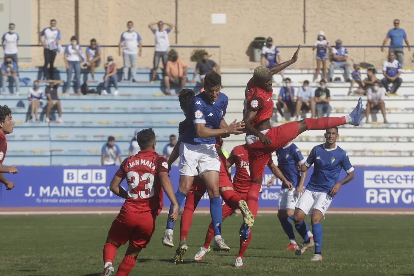 FOTOS: Las imágenes del San Fernando - Sevilla Atlético