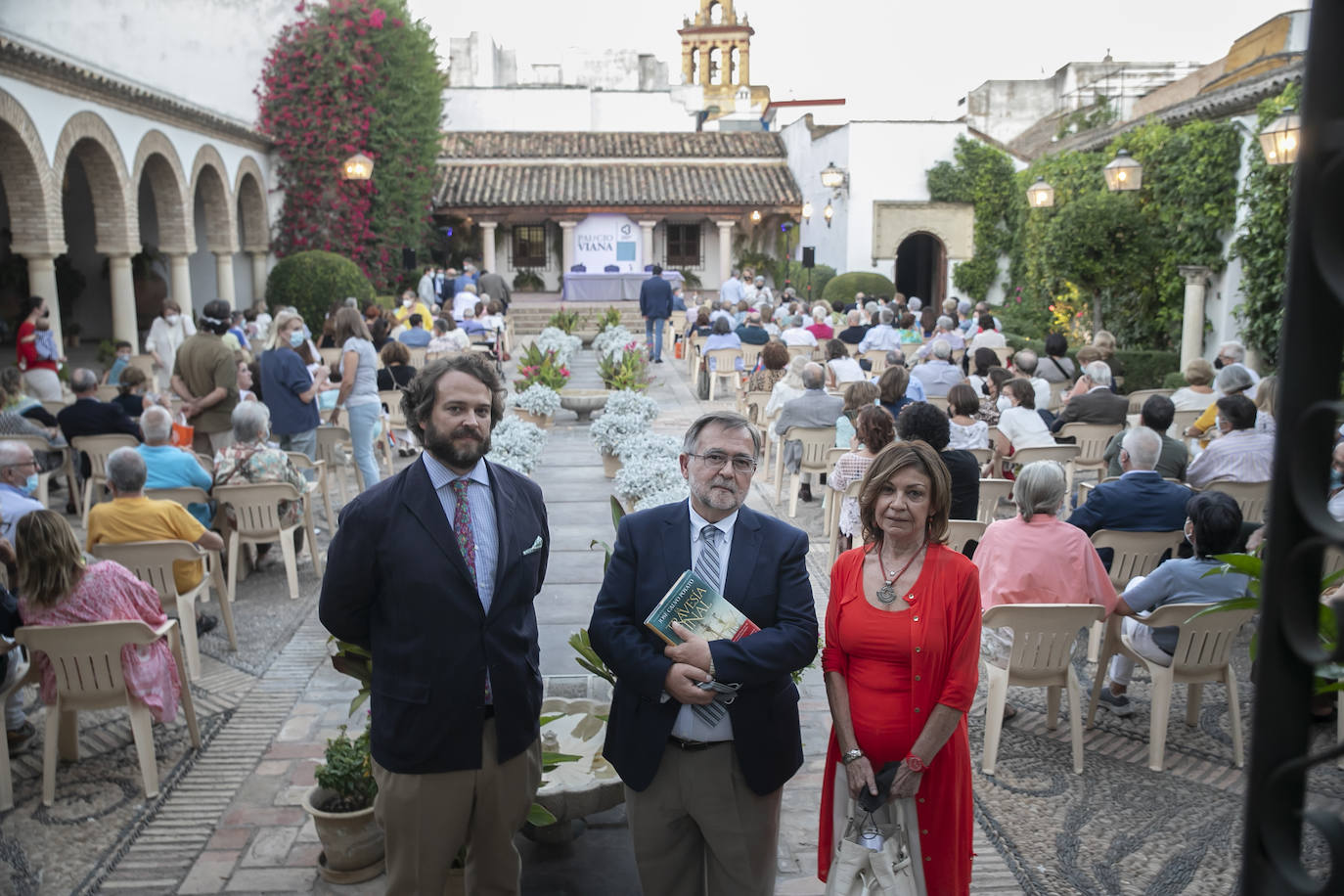 La presentación del libro &#039;Travesía Final&#039; de José Calvo Poyato, en imágenes