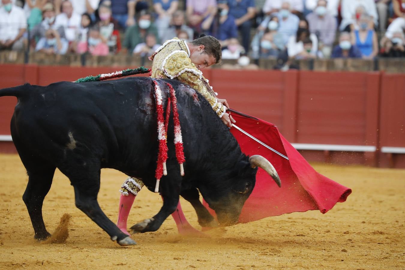 En imágenes, novillada del martes de la Feria de San Miguel de Sevilla