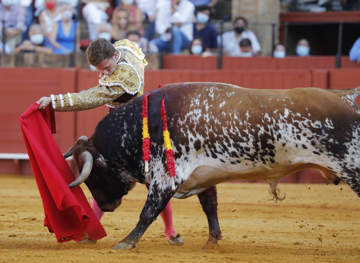 En imágenes, novillada del martes de la Feria de San Miguel de Sevilla