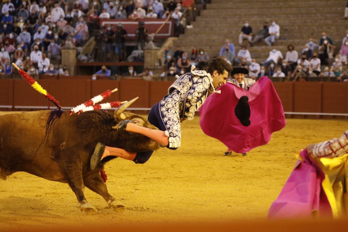 En imágenes, novillada del martes de la Feria de San Miguel de Sevilla