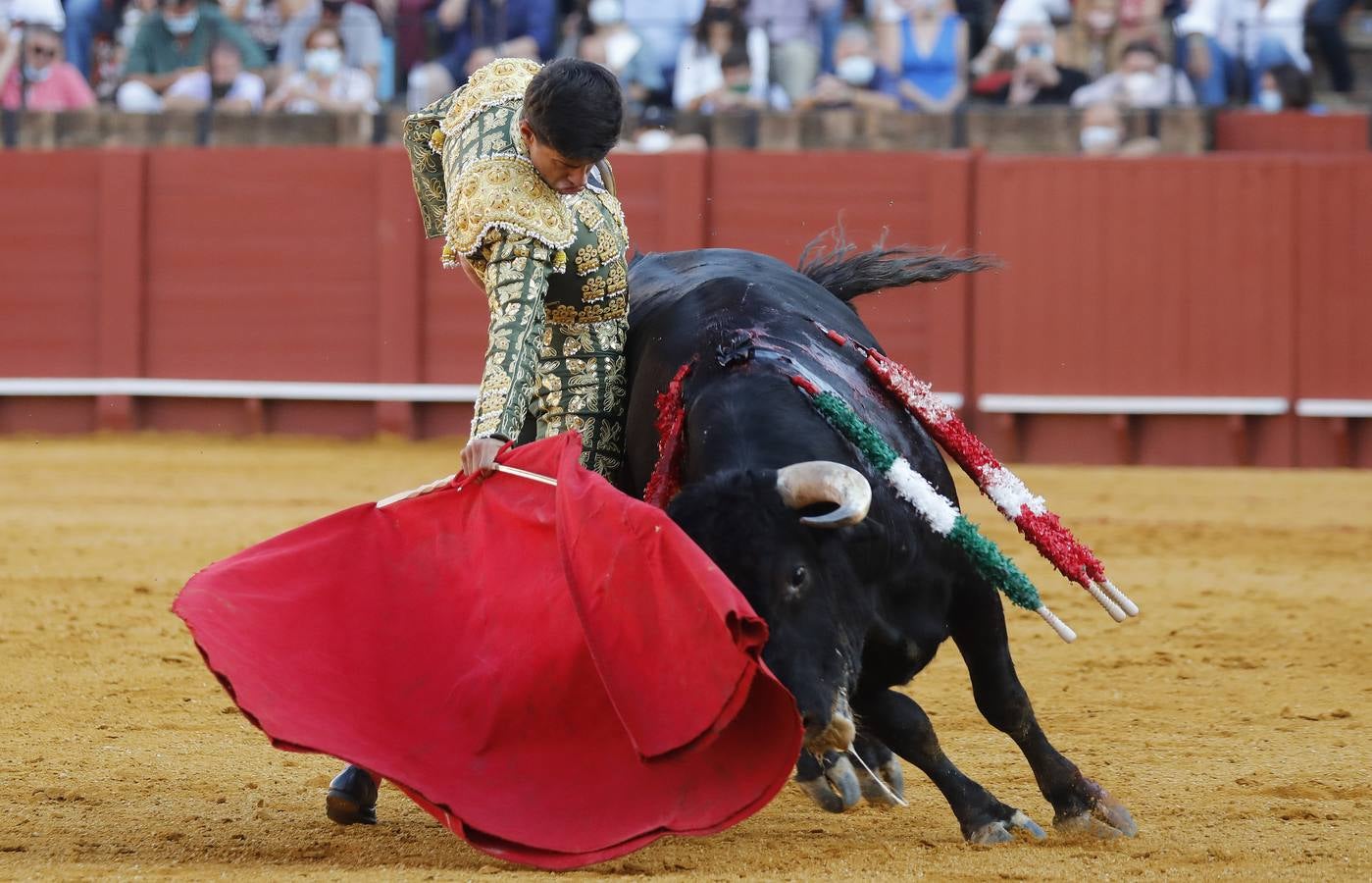 En imágenes, novillada del martes de la Feria de San Miguel de Sevilla