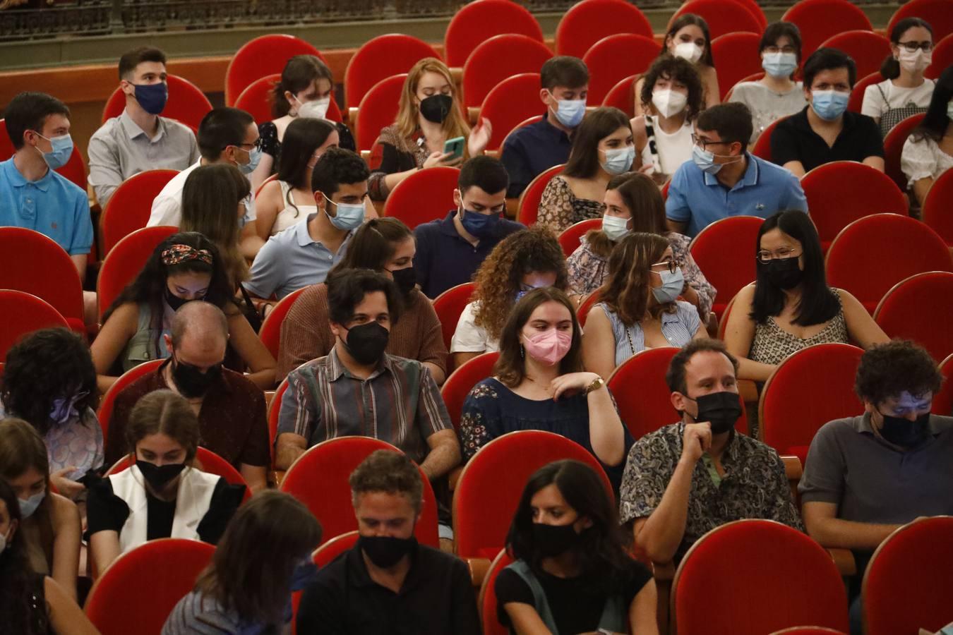 La obra &#039;Antígona&#039; en el Gran Teatro de Córdoba, en imágenes