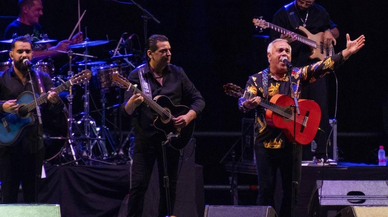 En imágenes, el concierto de Gipsy Kings en la Plaza de España de Sevilla