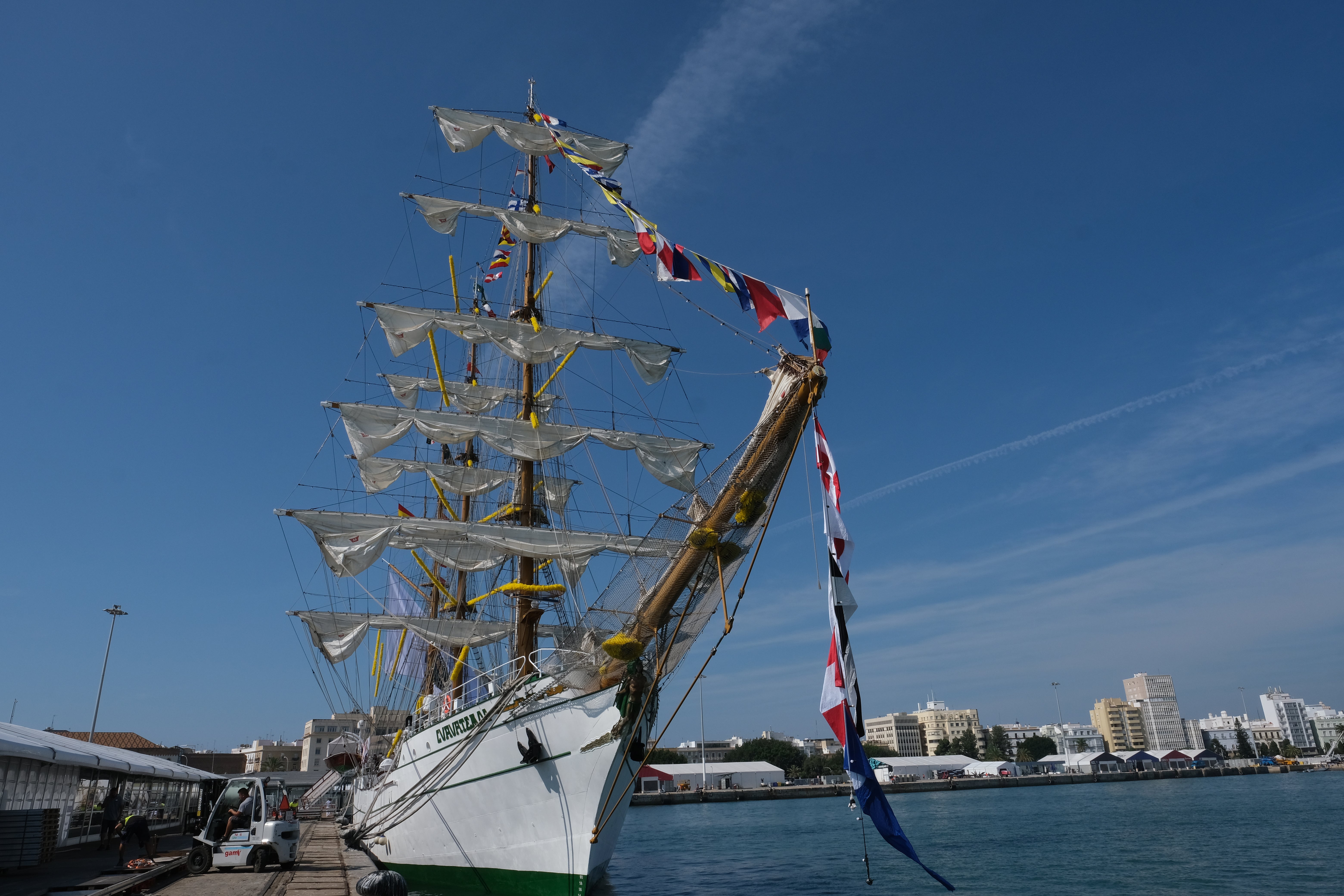 En imágenes: El buque escuela mexicano &#039;Cuauhtémoc&#039;, en Cádiz