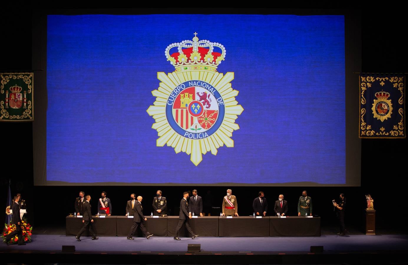 La Policía Nacional celebra su festividad con la imposición de las Cruces al Mérito Policial