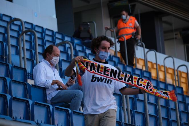 Búscate en el partido del Cádiz CF vs Valencia