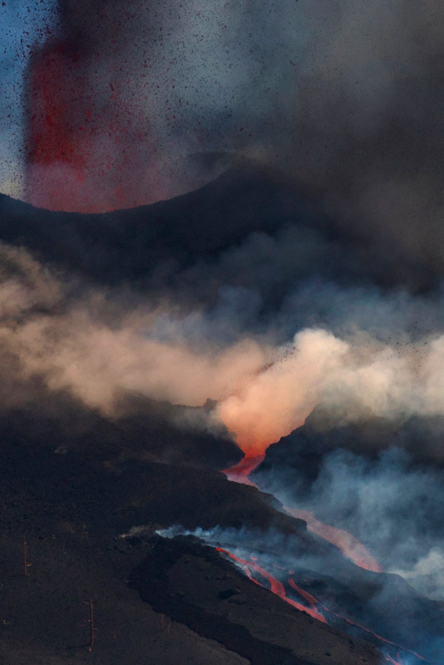 Las imágenes más impactantes del sábado del volcán de La Palma