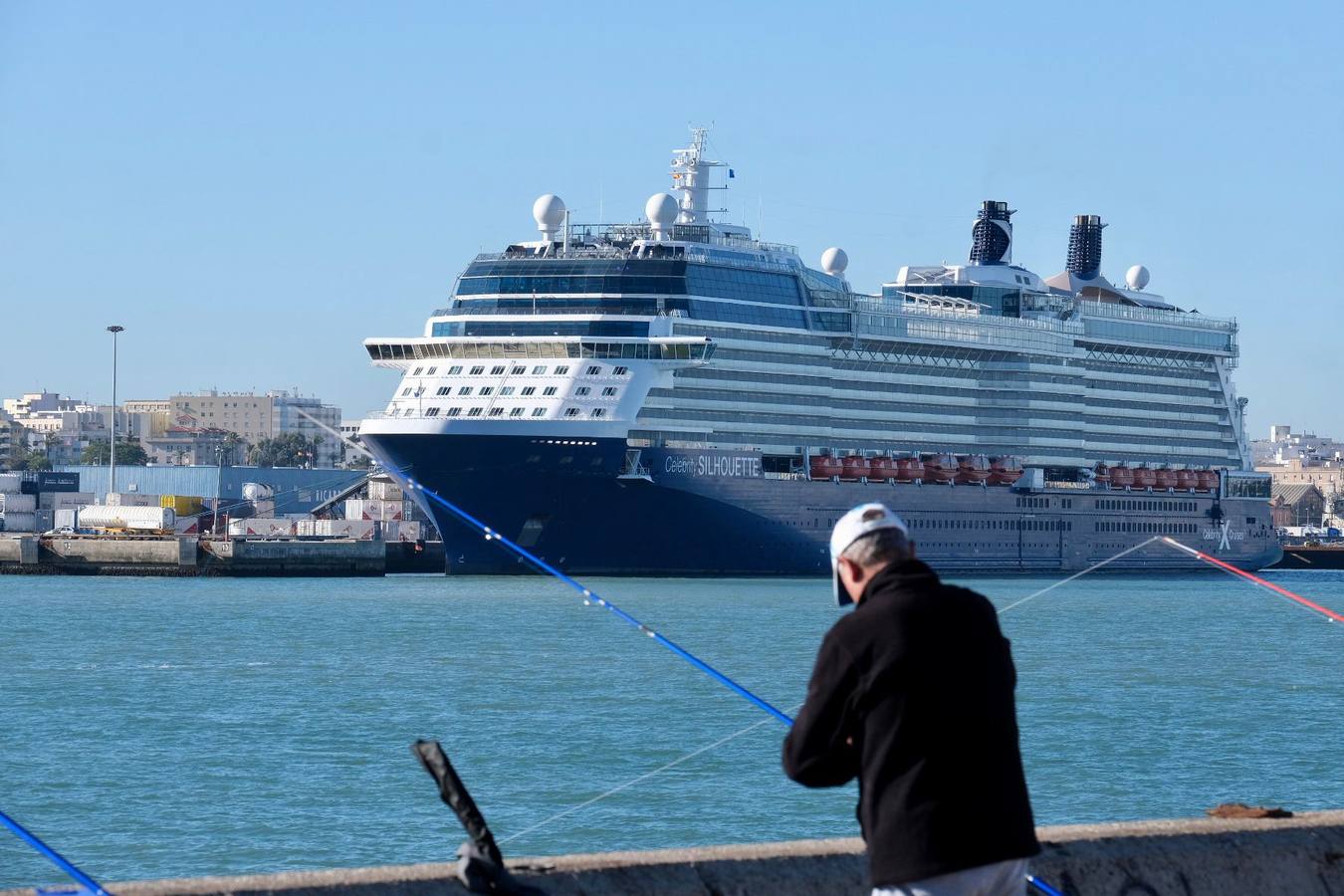 El Puerto de Cádiz recupera la normalidad en su actividad con la llegada de cuatro cruceros a la capital gaditana