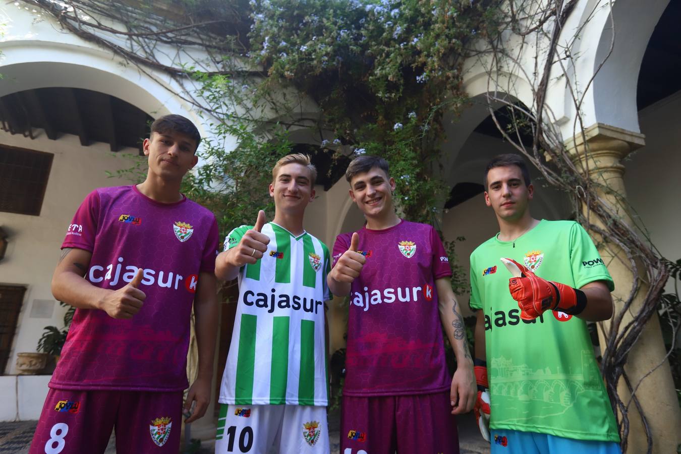 El guiño a Córdoba en la presentación de las camisetas del Atlético Cordobés, en imágenes