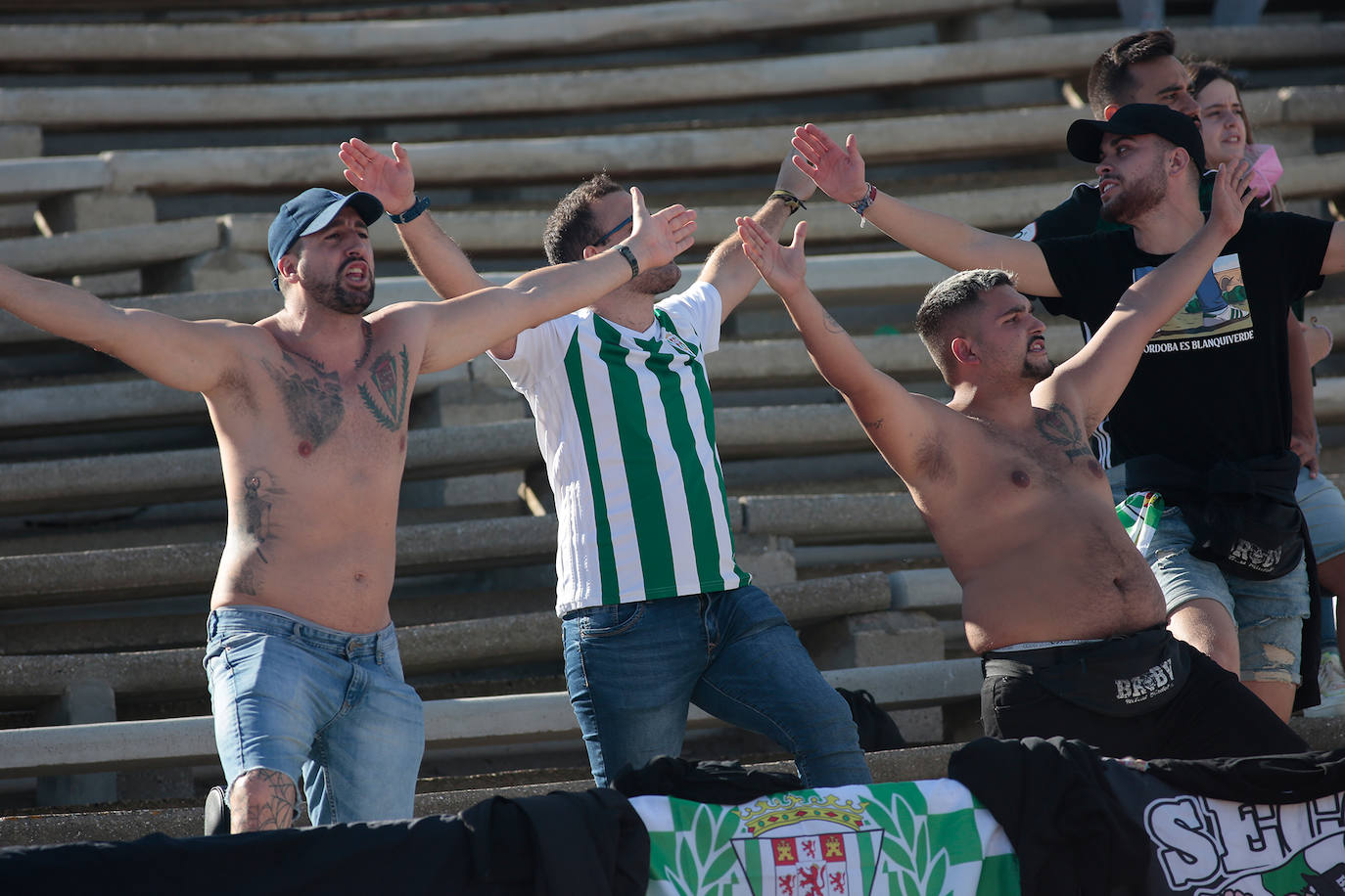 Las mejores imágenes de la victoria del Córdoba CF ante el Linense