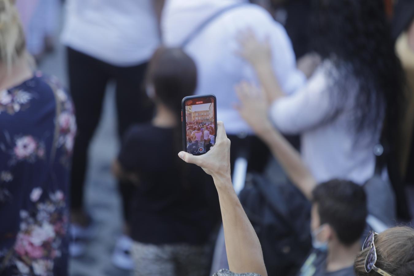 FOTOS: El fervor se desborda en Cádiz con la Virgen del Rosario