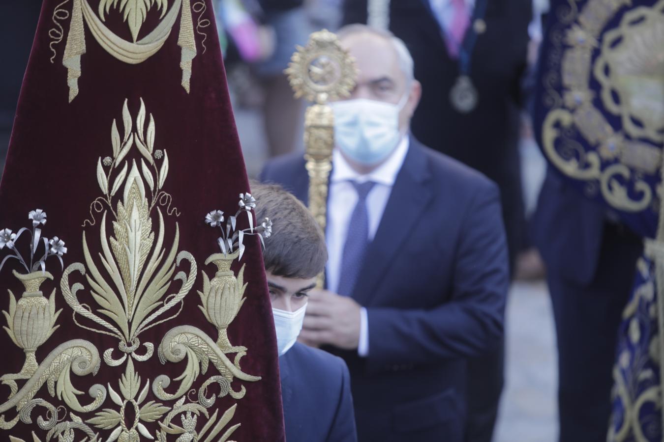 FOTOS: El fervor se desborda en Cádiz con la Virgen del Rosario