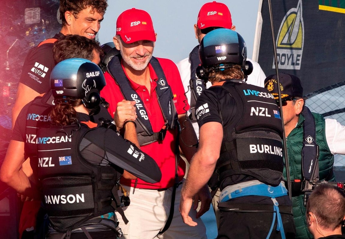 FOTOS: El Rey Felipe en Cádiz por la Sail GP