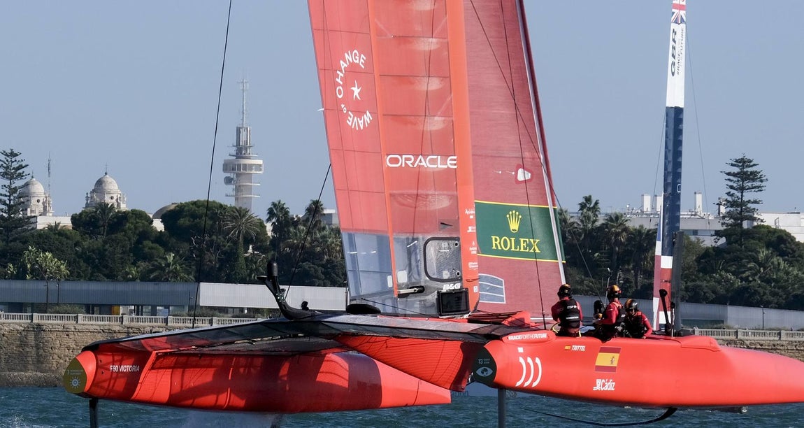 Fotos: Así ha sido la primera jornada de la SailGP en Cádiz