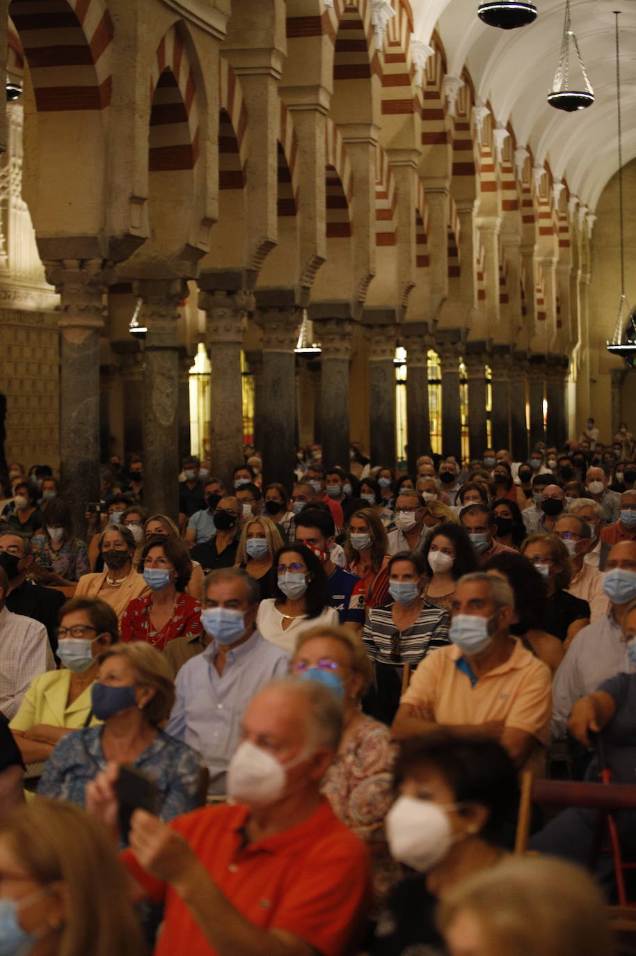 El recital lírico en la Mezquita-Catedral de Córdoba, en imágenes