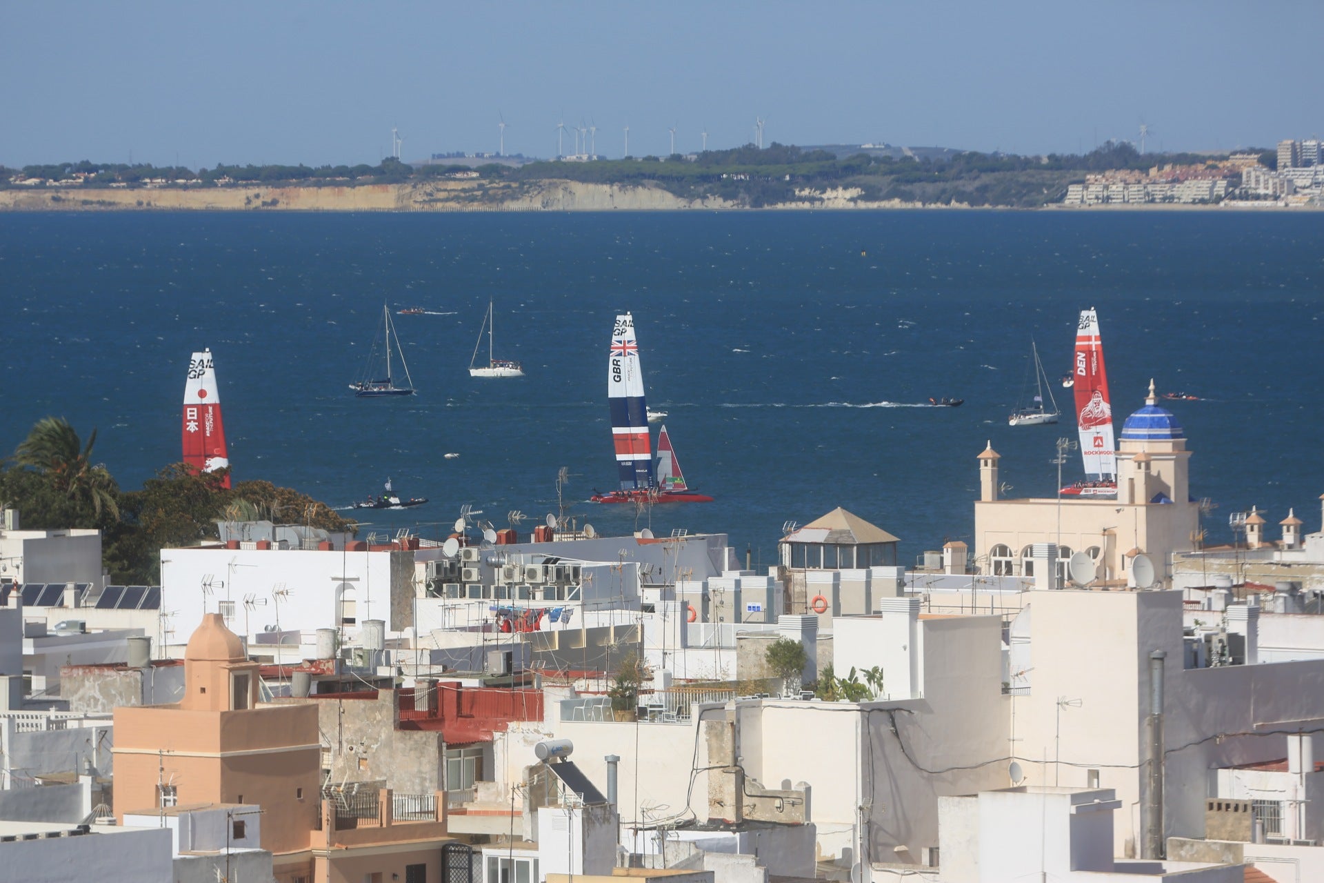 En imágenes: Domingo de SailGP por las calles de Cádiz