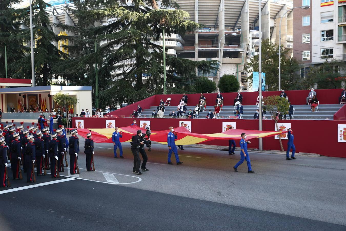 El desfile militar del Día de la Hispanidad 2021, en imágenes