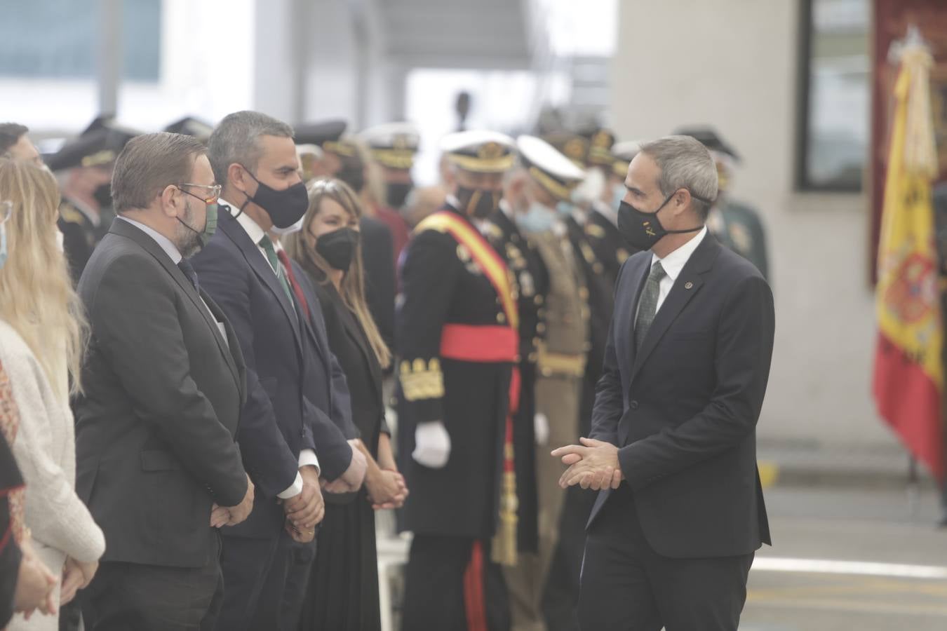 La Guardia Civil honra a su patrona, la Virgen del Pilar en Cádiz