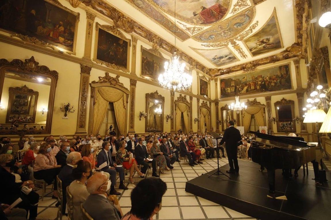 El recital lírico de Antonio Vázquez y Juana Castillo en Córdoba, en imágenes