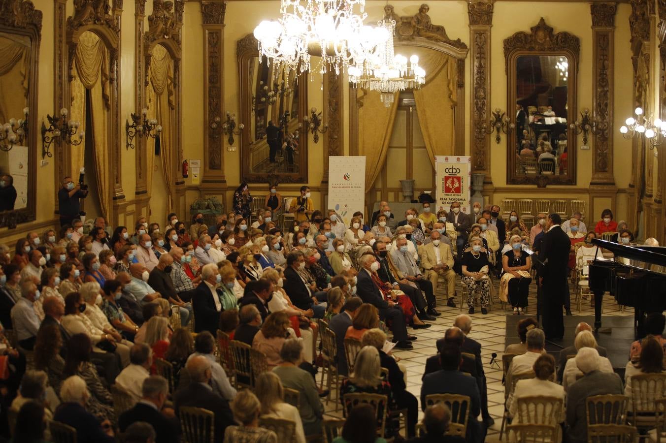 El recital lírico de Antonio Vázquez y Juana Castillo en Córdoba, en imágenes