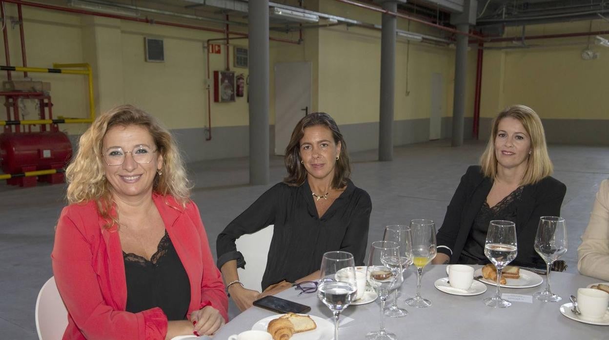 En imágenes, todos los asistentes a la clausura del foro &#039;Andalucía en femenino&#039; (I)