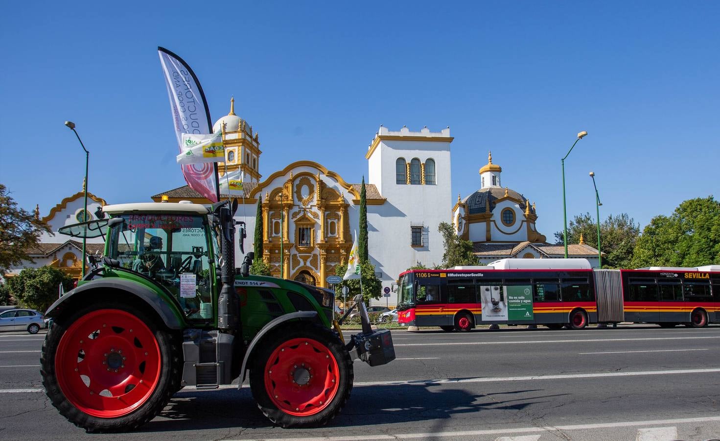 Manifestación de los agricultores andaluces contra la PAC en Sevilla