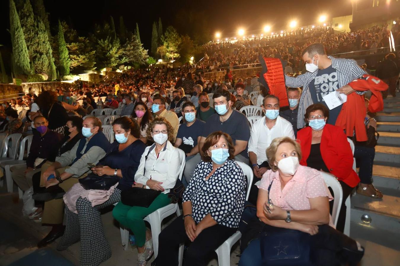 El concierto de José Luis Perales en Córdoba, en imágenes