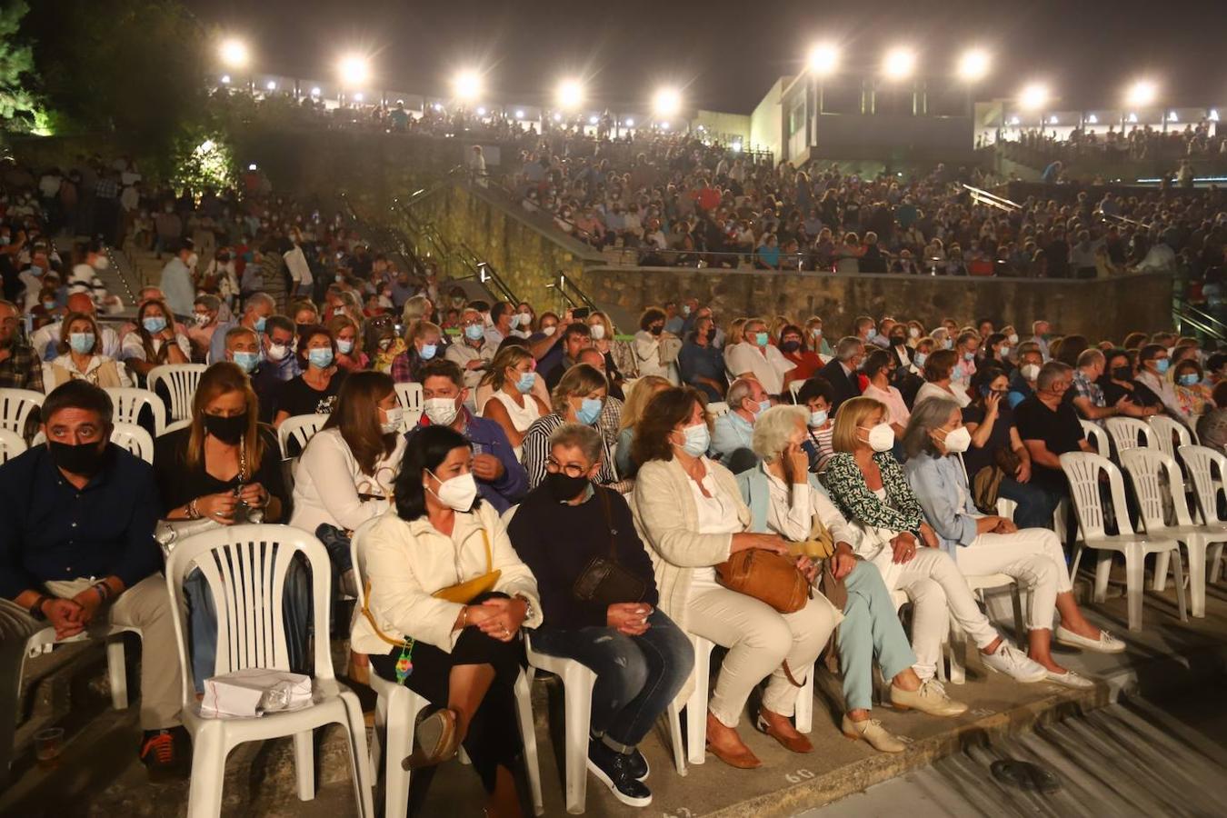 El concierto de José Luis Perales en Córdoba, en imágenes