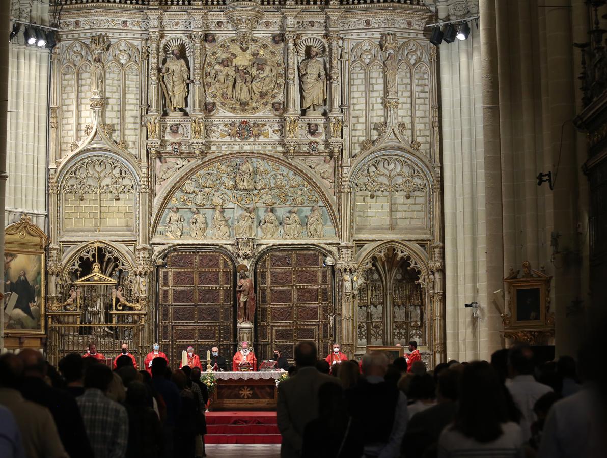 Con la ausencia del deán, el arzobispo de Toledo pide perdón «por las negligencias en el respeto del templo»