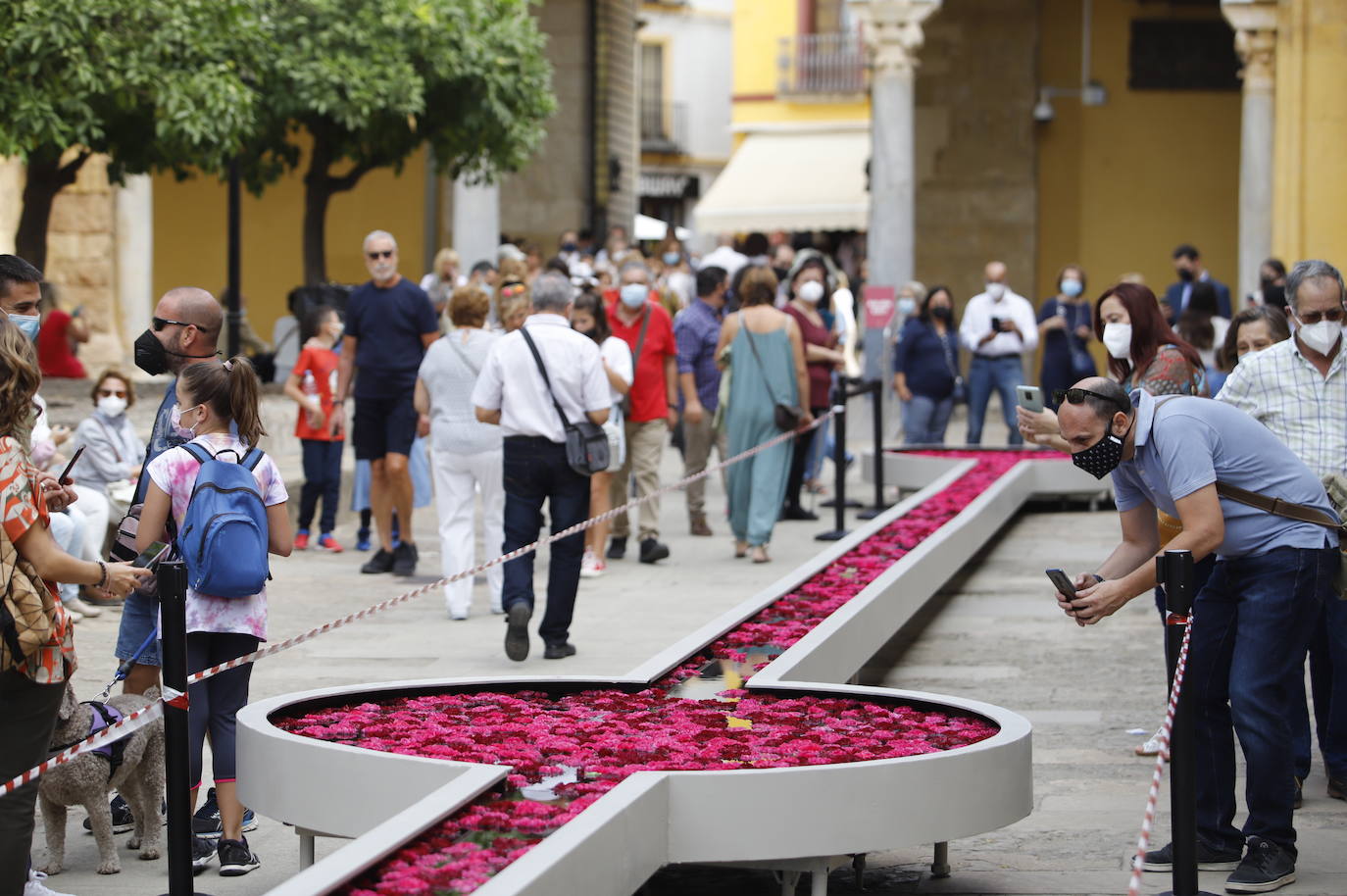 Festival Flora Córdoba 2021 | Gran ambiente de público en los patios, en imágenes (II)