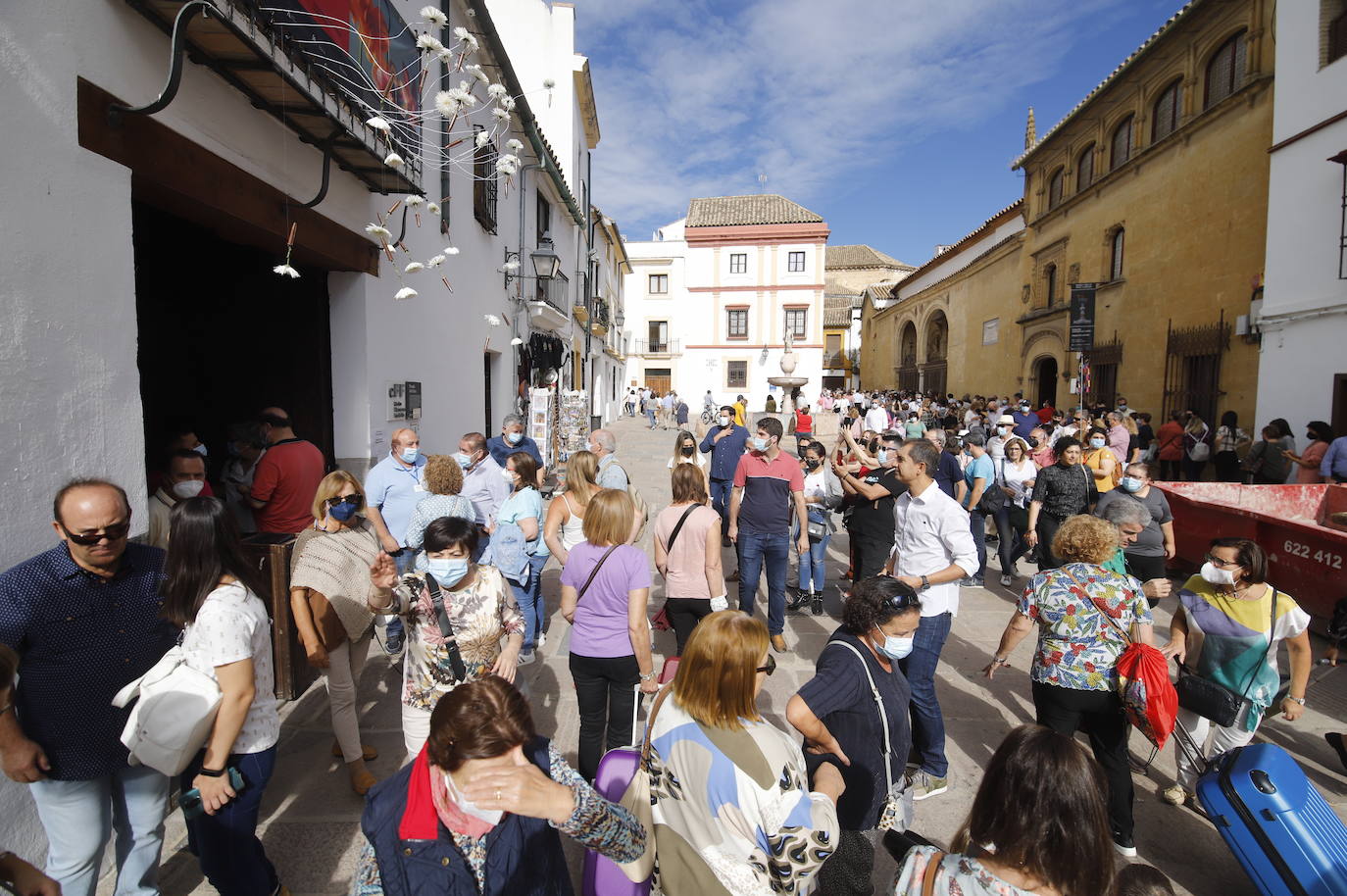 Festival Flora Córdoba 2021 | Gran ambiente de público en los patios, en imágenes (I)